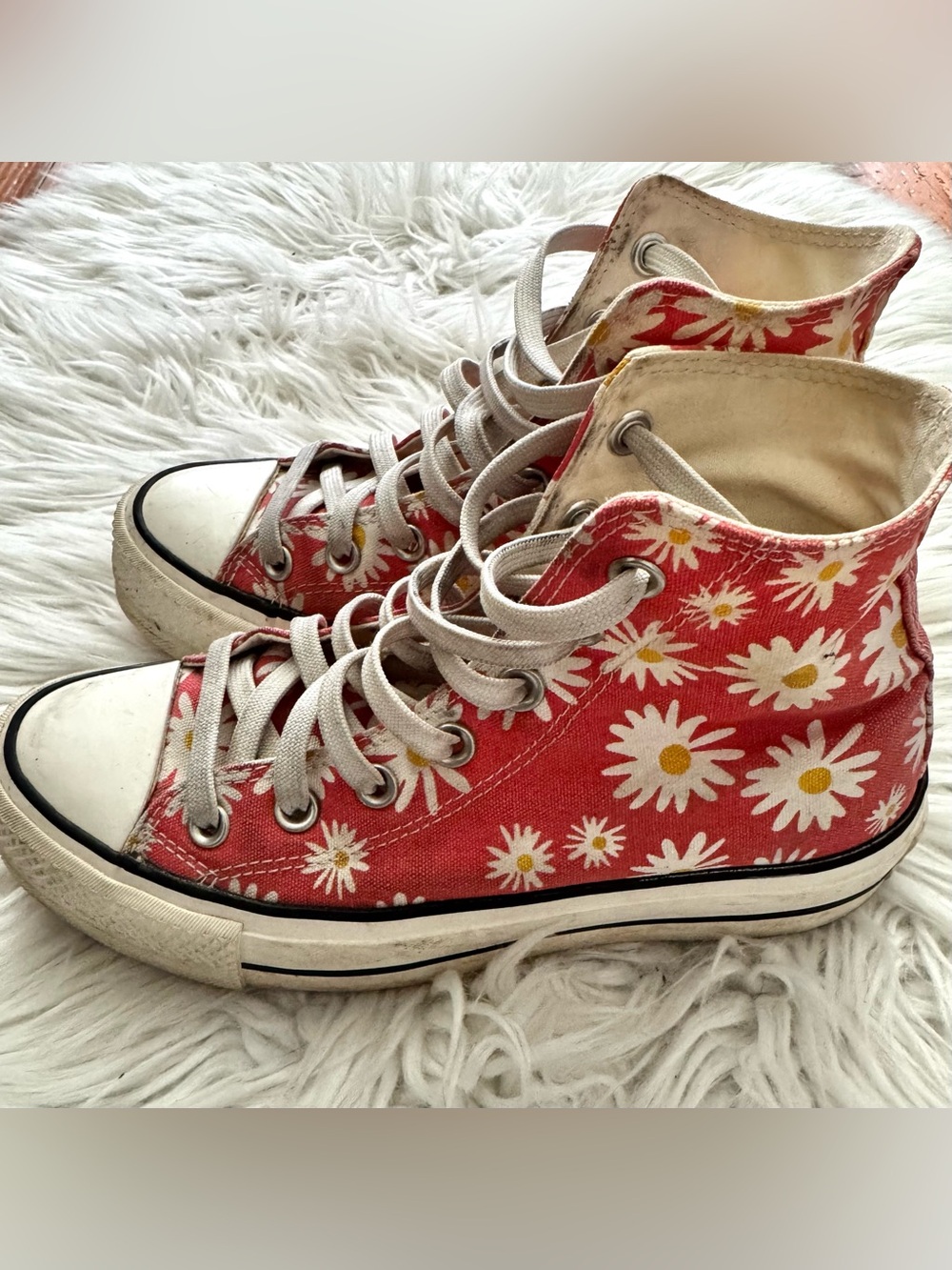 Converse Platform Pink Daisy High-Top Women’s Sneakers - Picture 3 of 5